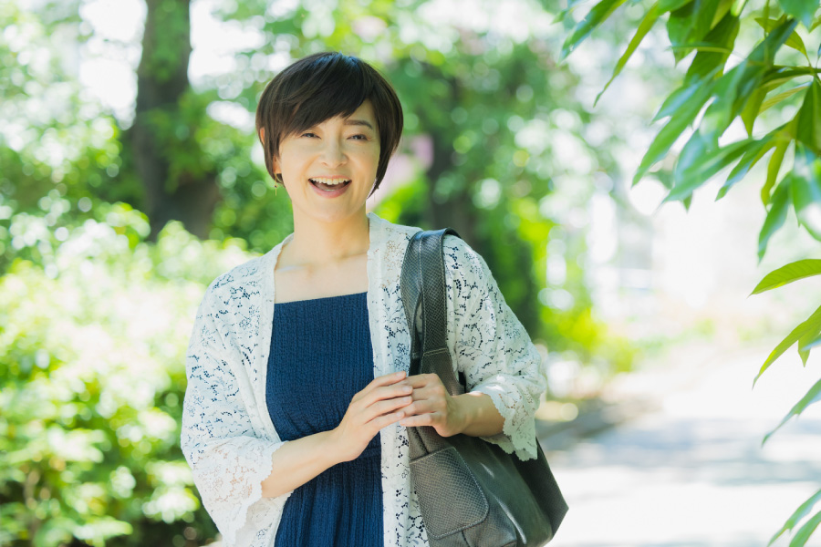 夏のウィッグの暑さ対策｜汗やムレによる不快感を軽減する方法紹介