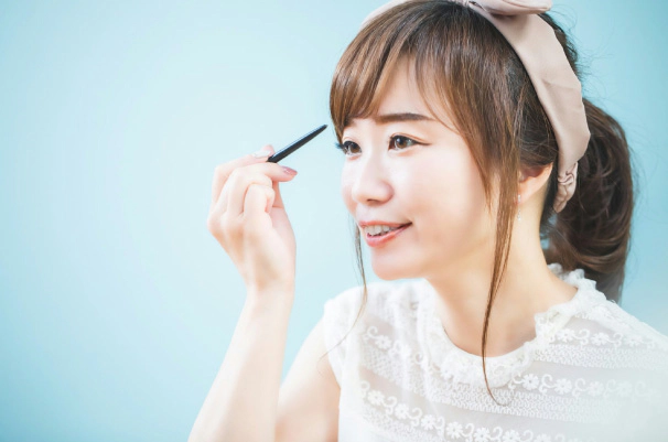 抗がん剤治療時におすすめの眉毛アイテム 3選｜眉メイクのポイント