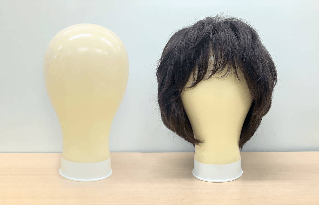 ウィッグを補完するマネキンヘッド