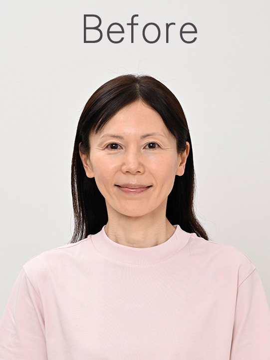 華やかなボリューム感が美しい気品あふれるグレイヘアウィッグ - 高