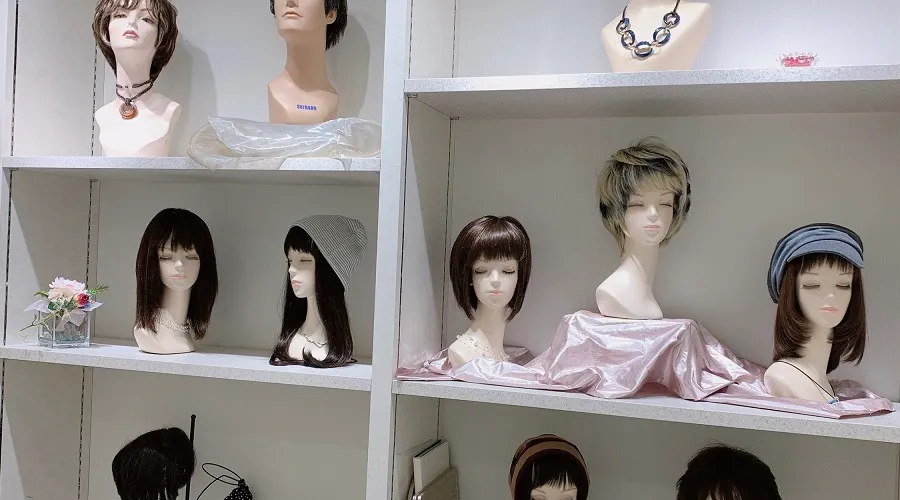 岩手大ヘアケアステーション　ウィッグ1