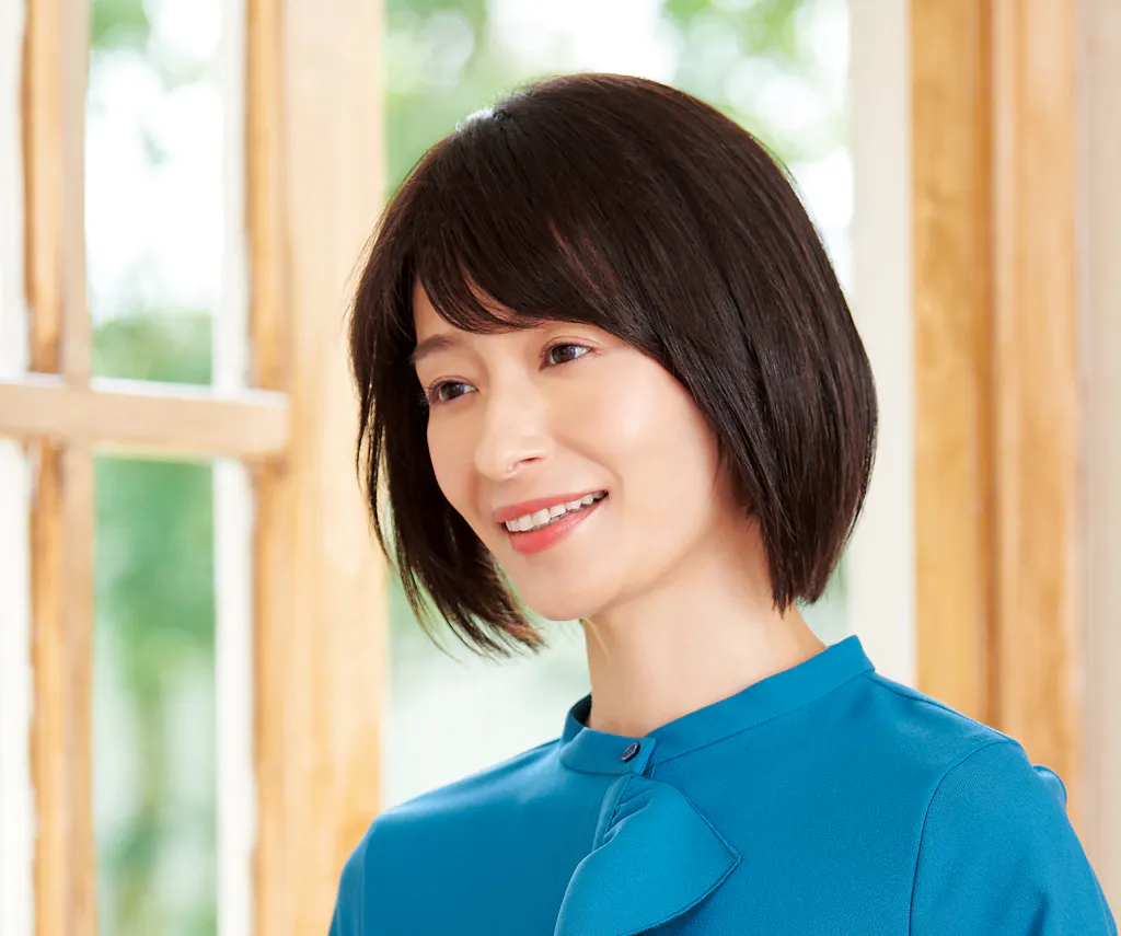 スヴェンソン 高級ウィッグ セミオーダー レイシャス（送料込み美品  