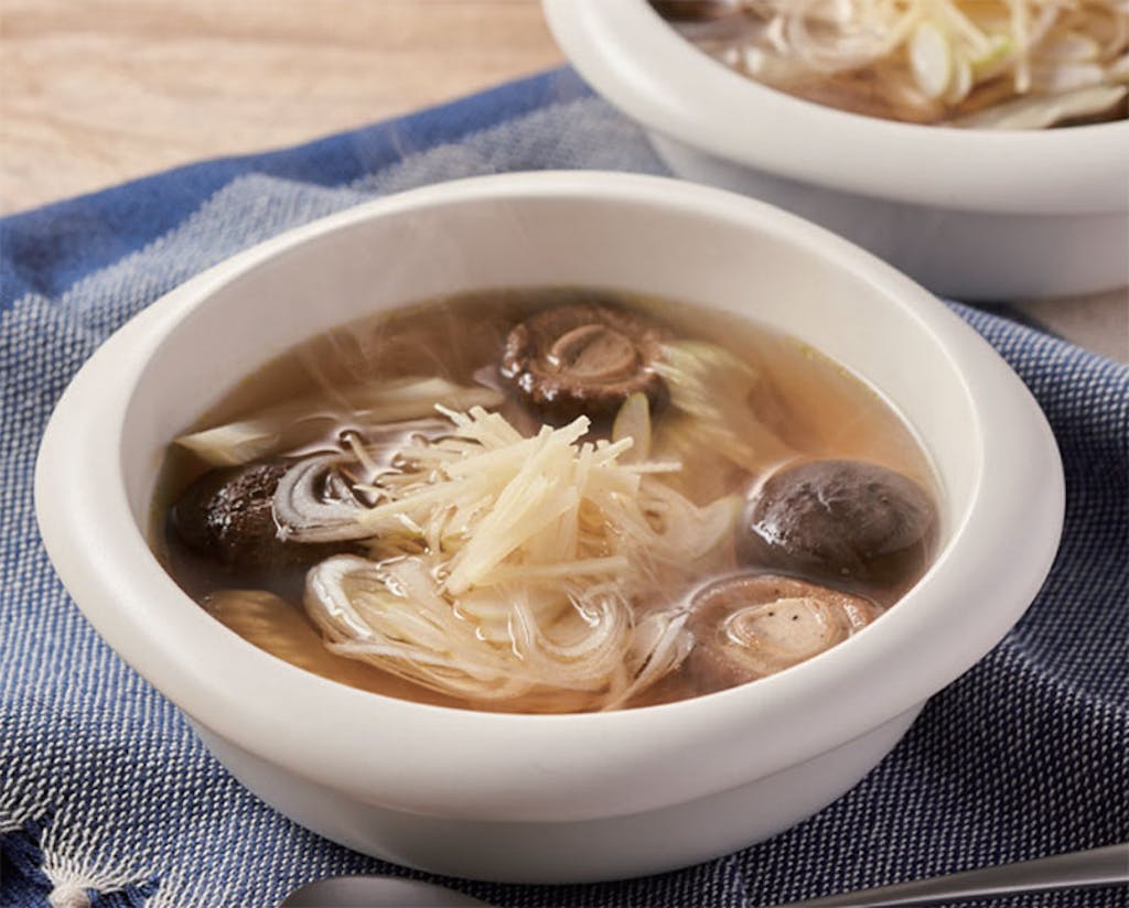 セロリとしいたけの薬膳スープ