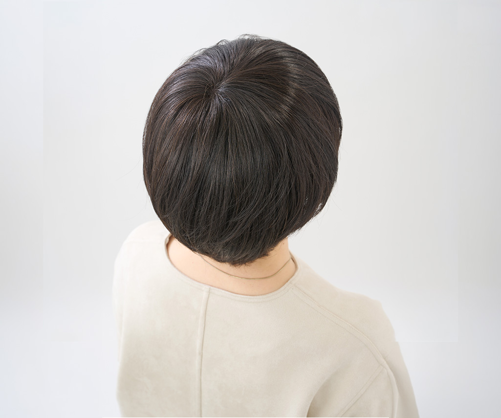 ショート:シンプルウィッグ 058:サイドにボリュームを持たせる事で
